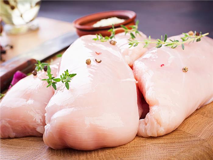 PETTO DI POLLO B.INTERO FRESCO SOTTOVUOTO